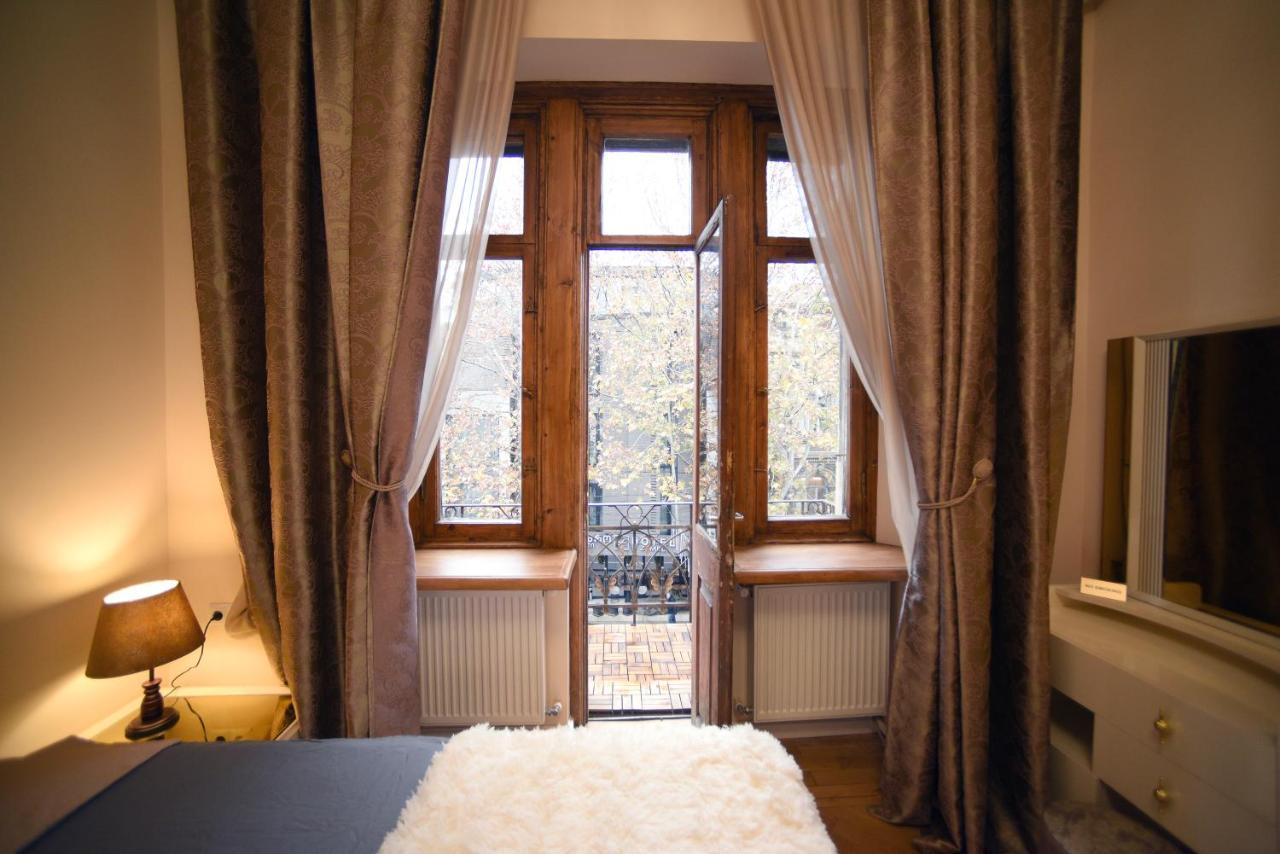 City Lux Hotel Tbilisi Exteriör bild