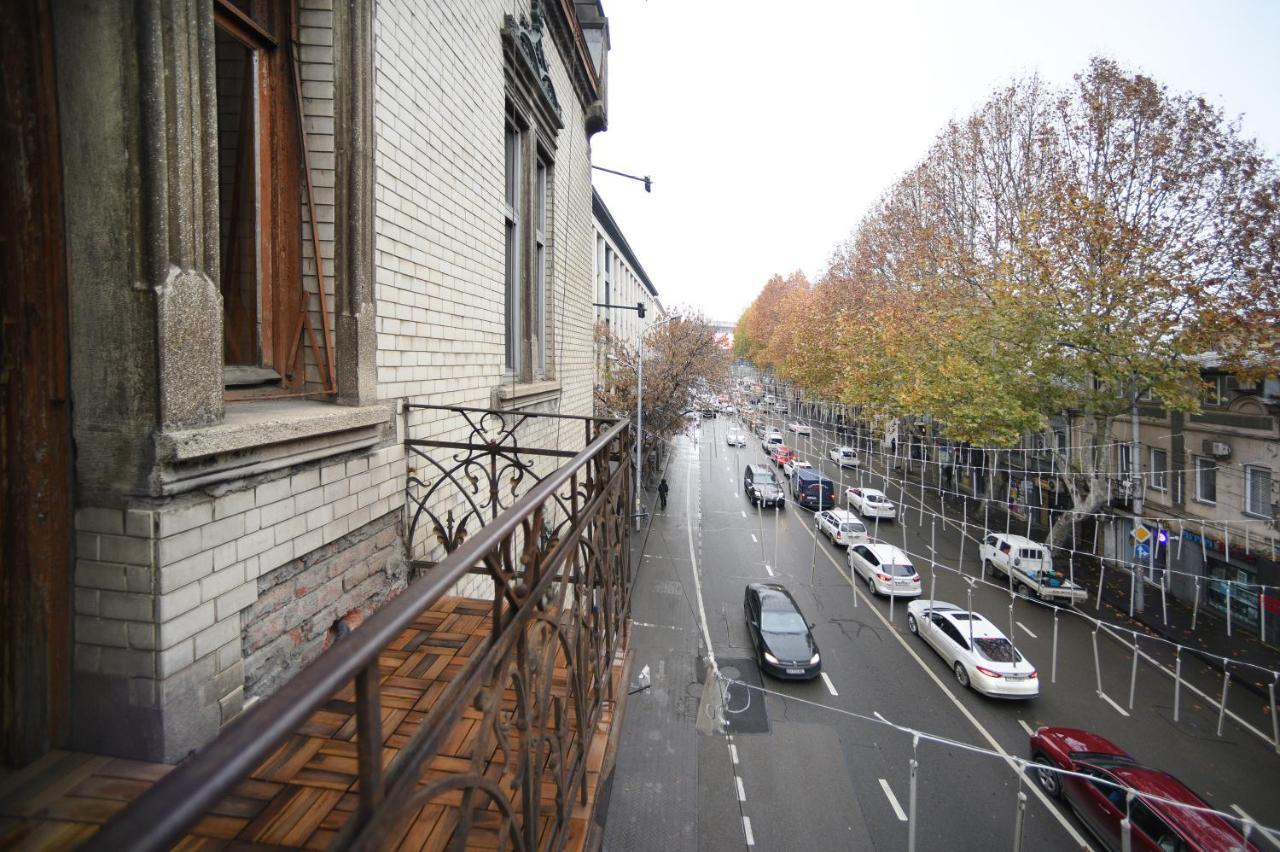 City Lux Hotel Tbilisi Exteriör bild